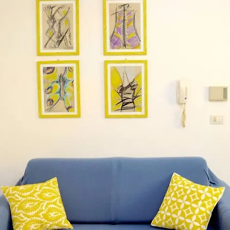 Casa Maiolica Piano Terra Seconda Fila Mare Apartman *