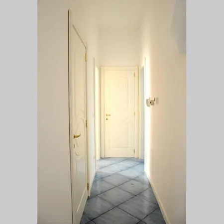 Casa Maiolica Piano Terra Seconda Fila Mare Apartman *
